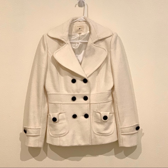 Forever 21 Jackets & Blazers - Forever 21 Cream Pea Coat